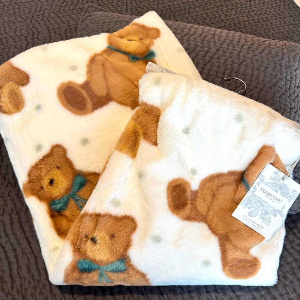 Shabby Chic Faux Fur Throw in Brown, White, & Teal 50”x70” Thick & Luxurious NWT